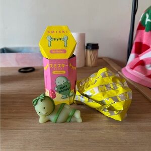 Smiski Birthday Edition Action Figure - Green